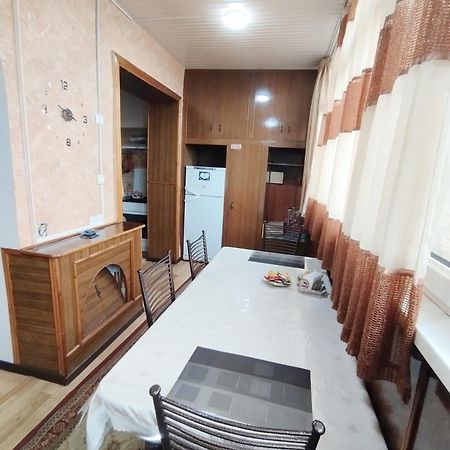 Большая Квартира В Сердце Столицы 塔什干 外观 照片